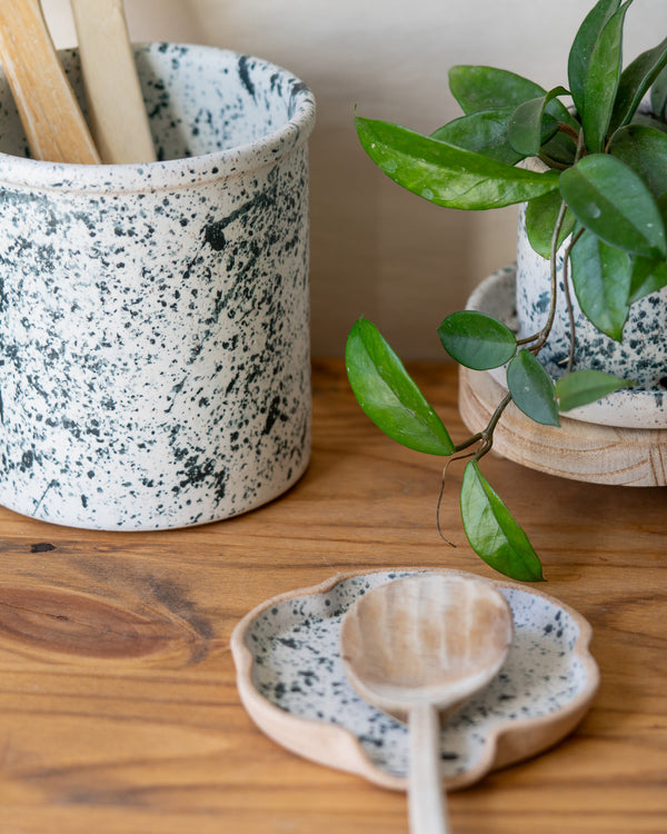 Spoon Rest - Scalloped